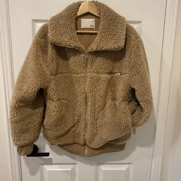 Wilfred Free Tan Jacket - Picture 1 of 2